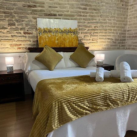 Clarisas Suites Carmona  Bagian luar foto