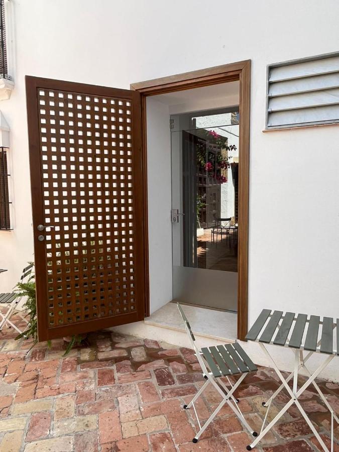 Clarisas Suites Carmona  Bagian luar foto