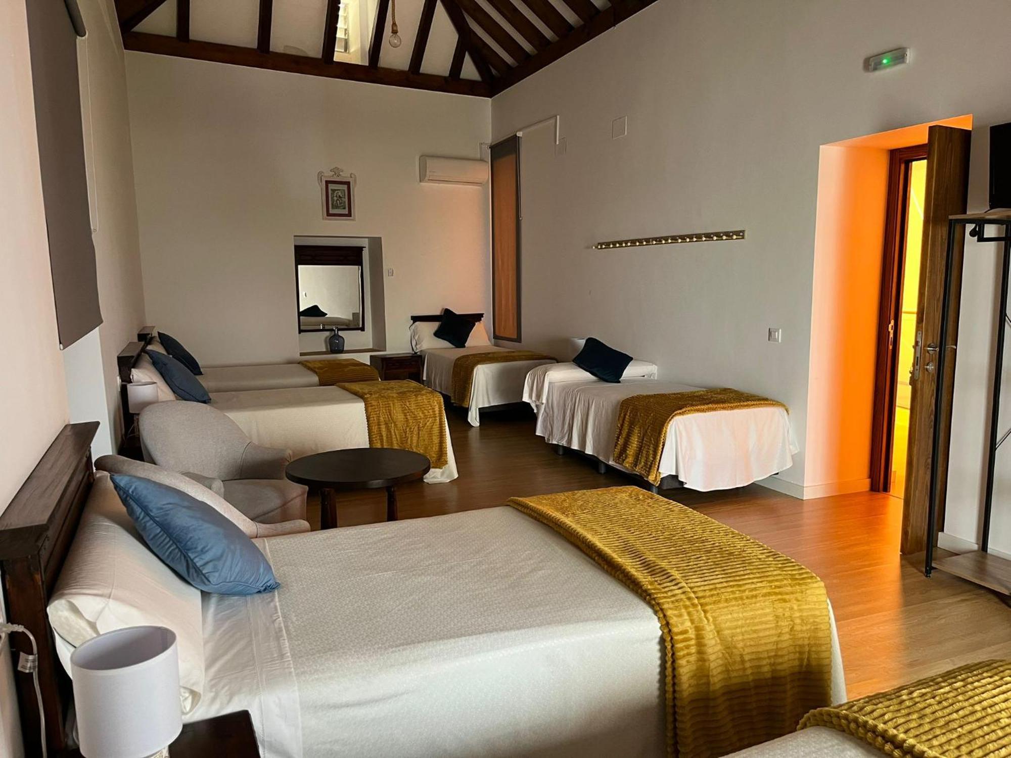 Clarisas Suites Carmona  Bagian luar foto