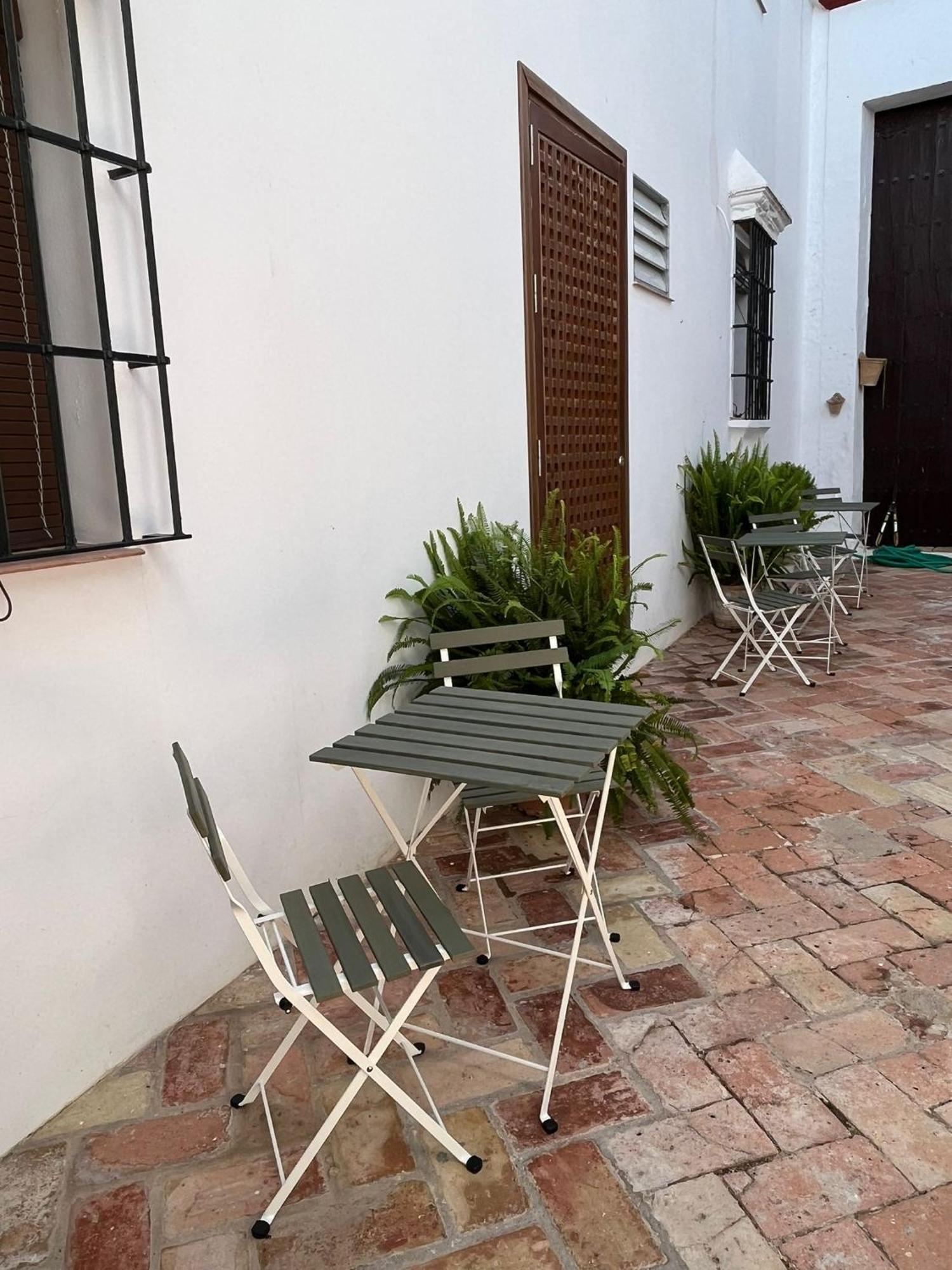 Clarisas Suites Carmona  Bagian luar foto